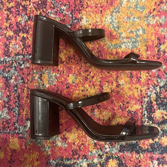 Divided Black Strappy Sandals from H&M; US SIZE 4 EUR 35 - Picture 3 of 5